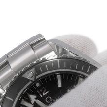 将图像加载到图库查看器中,OMEGA Seamaster Planet Ocean W45.5mm Stainless Steel Black Dial232.30.46.21.01.001