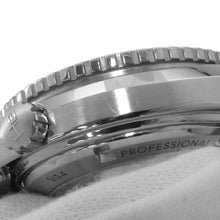 将图像加载到图库查看器中,OMEGA Seamaster Planet Ocean W45.5mm Stainless Steel Black Dial232.30.46.21.01.001