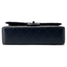 将图像加载到图库查看器中,CHANEL Matelasse W Flap ChainShoulder Bag BlackA01112 Lambskin Size 25