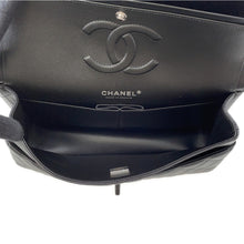 将图像加载到图库查看器中,CHANEL Matelasse W Flap ChainShoulder Bag BlackA01112 Lambskin Size 25