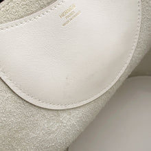 Load image into Gallery viewer, HERMES In the loop Grease pail Taurillon Clemence Swift Leather Size PM