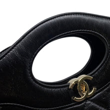 将图像加载到图库查看器中,CHANEL CHANEL31 Shopping Bag BlackAS4854 Shiny Lambskin