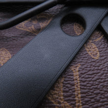Load image into Gallery viewer, LOUIS VUITTON wheel box NoirM59706 Monogram