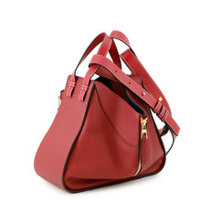 将图像加载到图库查看器中,LOEWE hammock Red387.12KN60 Leather Size Small