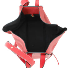 将图像加载到图库查看器中,LOEWE hammock Red387.12KN60 Leather Size Small