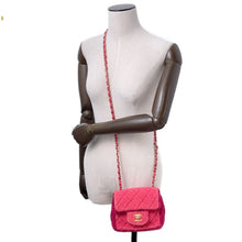 将图像加载到图库查看器中,CHANEL Mini Matelasse ChainShoulder Red/Pink Tweed Boa Size Mini
