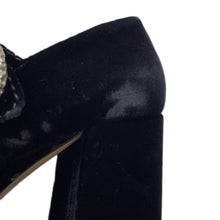 Load image into Gallery viewer, MIUMIU Pumps Black suede Size 37