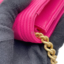 将图像加载到图库查看器中,CHANEL ★Boy's Chanel Chevron Chain Wallet PinkAP1117 Caviar Leather