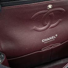 将图像加载到图库查看器中,CHANEL Matelasse ChainShoulder Bag BlackA01112 Caviar Leather Size 25