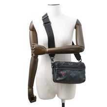 将图像加载到图库查看器中,LOUIS VUITTON ★Comet Messenger NoirM22495 Calf Leather Monogram・Pattern Size PM