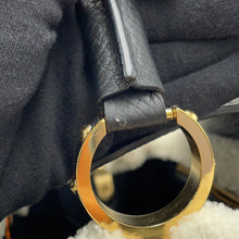 将图像加载到图库查看器中,LOUIS VUITTON Capucines NoirM59073 Taurillon Leather Shearling Size MM