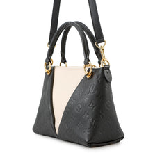 Load image into Gallery viewer, LOUIS VUITTON V Tote NoirM44418 Monogram Empreinte Leather Size BB