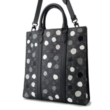 Load image into Gallery viewer, LOUIS VUITTON ★LV × YK Sac Plat NoirM46404 Monogram Eclipse Painted Dot