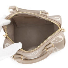Load image into Gallery viewer, LOUIS VUITTON ★Speedy Bandouliere Tourterelle claimM46575 Monogram Empreinte Leather Size 20