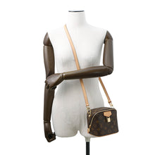 将图像加载到图库查看器中,LOUIS VUITTON Just in case BeigeM47096 Monogram