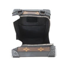 将图像加载到图库查看器中,LOUIS VUITTON Vertical・Soft Trunk NoirM45044 Monogram / Toughtage
