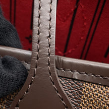 将图像加载到图库查看器中,LOUIS VUITTON ★Neverfull RedN51109 Damier Ebene Canvas Size PM