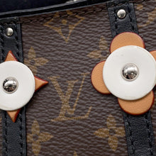 将图像加载到图库查看器中,LOUIS VUITTON Mr. Soft Trunk Brown/BlackM01201 Monogram Macassar Canvas