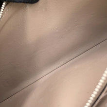 Load image into Gallery viewer, LOUIS VUITTON Portefeuille Comet MagnoliaM63103 Taurillon Leather