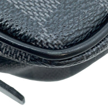 将图像加载到图库查看器中,LOUIS VUITTON Trousse Toilette NoirN47522 Damier Graphite Size PM