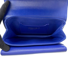 将图像加载到图库查看器中,CHANEL Matelasse 2WAYBag BlueAS4286 Caviar Leather