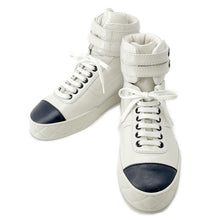 将图像加载到图库查看器中,CHANEL High cut sneakers White/BlackG45109 Leather Size 36