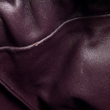 将图像加载到图库查看器中,Bottega Veneta The Valve Shoulder Bag Dark Purple Leather