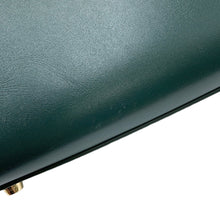将图像加载到图库查看器中,CELINE Classic 16 Seize 2-Way Handbag Green187373 Leather