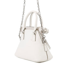 将图像加载到图库查看器中,Maison Margiela Maison Margiela 5AC Shoulder Bag WhiteS56WG0081 Calf Leather Size micro