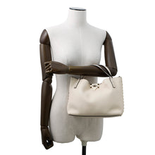 将图像加载到图库查看器中,Valentino Garavani ★Rock Studded Handbag Ivory/Red3W2B0K11VSN Leather