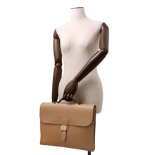 Load image into Gallery viewer, HERMES Sac A Depeches Light Tabac Camel Evercolor Size 37