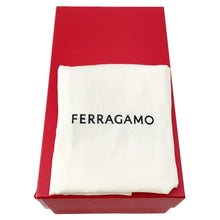 将图像加载到图库查看器中,Ferragamo ★Clutch Bag Light Green241390 Leather