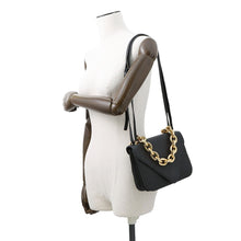 将图像加载到图库查看器中,Bottega Veneta Mount Envelope Shoulder Bag Black667399 Leather