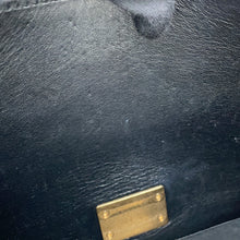 将图像加载到图库查看器中,Bottega Veneta Mount Envelope Shoulder Bag Black667399 Leather