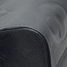 将图像加载到图库查看器中,LOUIS VUITTON Onthego EW NoirM23640 Monogram Empreinte Leather