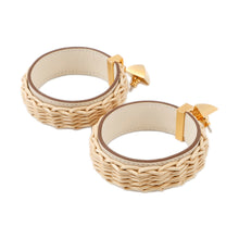 Load image into Gallery viewer, HERMES Medor Picnic Earrings Size GM Nata Vaux Barenia Leather Willow