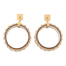 Load image into Gallery viewer, HERMES Medor Picnic Earrings Size GM Nata Vaux Barenia Leather Willow