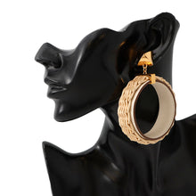 Load image into Gallery viewer, HERMES Medor Picnic Earrings Size GM Nata Vaux Barenia Leather Willow