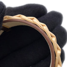 Load image into Gallery viewer, HERMES Medor Picnic Earrings Size GM Nata Vaux Barenia Leather Willow