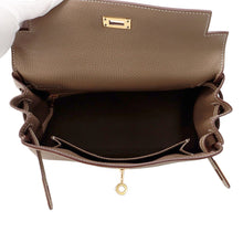 Load image into Gallery viewer, HERMES Kelly Retourne Etoupe Togo Leather Size 25