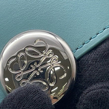 将图像加载到图库查看器中,LOEWE ★Pebble Vertical Wallet WaterCANBS33X01 Leather