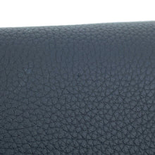 将图像加载到图库查看器中,LOUIS VUITTON ★Takeoff Messenger NoirM57080 Grain Leather