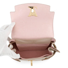 将图像加载到图库查看器中,LOUIS VUITTON Lockme Ever GreigeM21052 Grained Calf Leather Size MINI