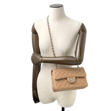 将图像加载到图库查看器中,CHANEL Matelasse W Flap ChainShoulder Bag BeigeA01113 Lambskin Size 23