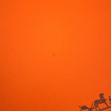 Load image into Gallery viewer, HERMES Wristwatch by Carre L'Heure des Gants Gloves Size 90 Blanc Casse/Etoupe/RougeH Silk100%