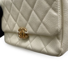 将图像加载到图库查看器中,CHANEL Matelasse ChainShoulder Bag White Caviar Leather