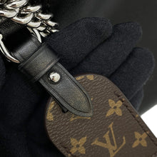 将图像加载到图库查看器中,LOUIS VUITTON Carryall Vibe NoirM12888 Lamb Leather Size BB