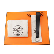 将图像加载到图库查看器中,HERMES Novapolis Pouch Black Evercolor