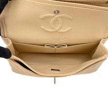 将图像加载到图库查看器中,CHANEL Matelasse W Flap ChainShoulder Bag BeigeA01113 Caviar Leather Size 23