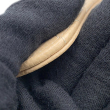 将图像加载到图库查看器中,CHANEL ★Matelasse W-Flap Chain Shoulder Bag BeigeA01113 Caviar Leather Size 23